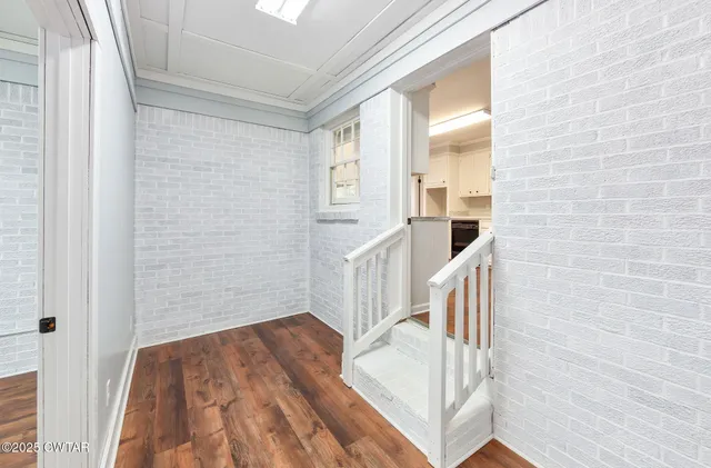 a view of front door of house