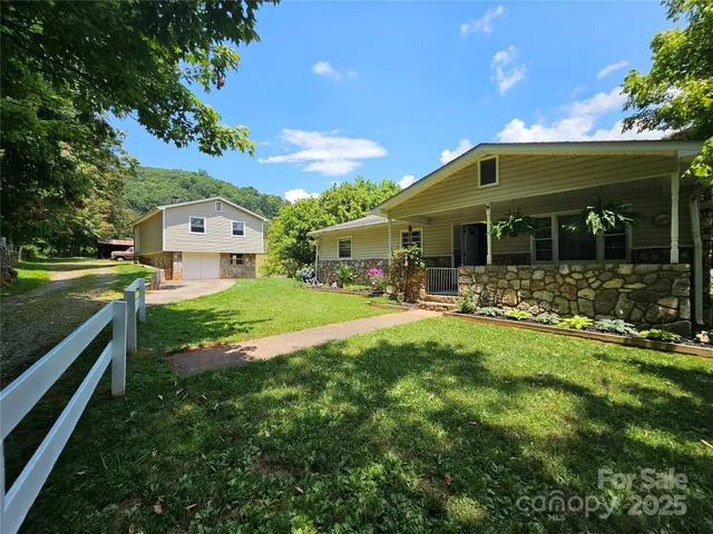 a view of outdoor space yard and patio
