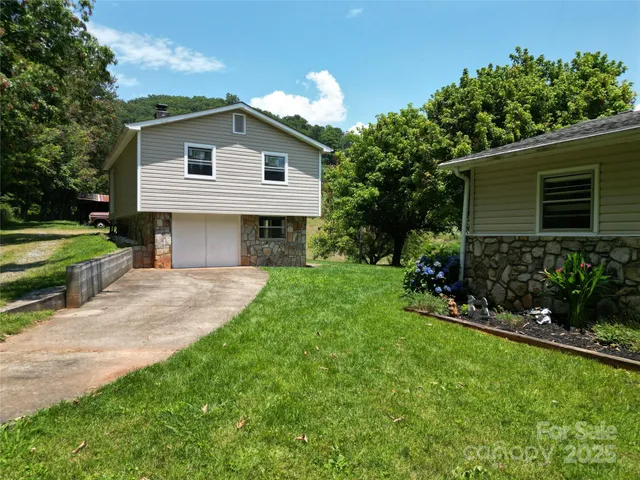 $395,000 | 560 State Road 1360, Mars Hill, NC 28754