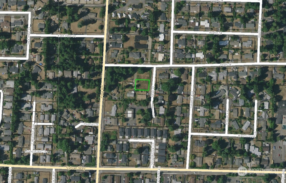 64 Pearl Place Bremerton, WA 98310 - Photo 3 of 8 a view of a balcony