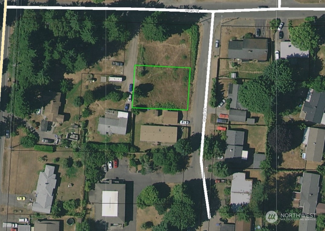 64 Pearl Place Bremerton, WA 98310 - Photo 4 of 8 an aerial view of houses with outdoor space