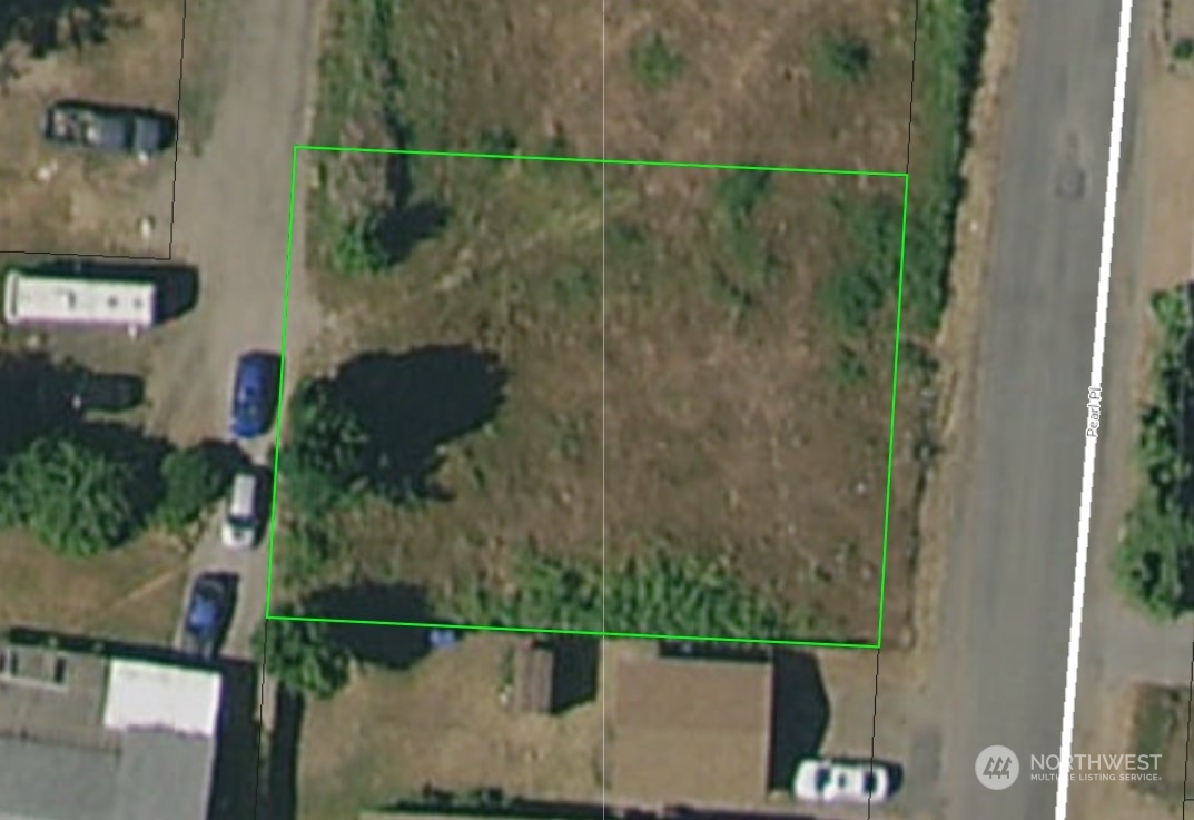 64 Pearl Place Bremerton, WA 98310 - Photo 5 of 8 a view of a balcony