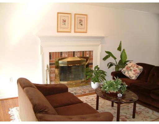 23 Whichita Road Medfield, MA 02052 - Photo 4 of 20 Gallery Image 4