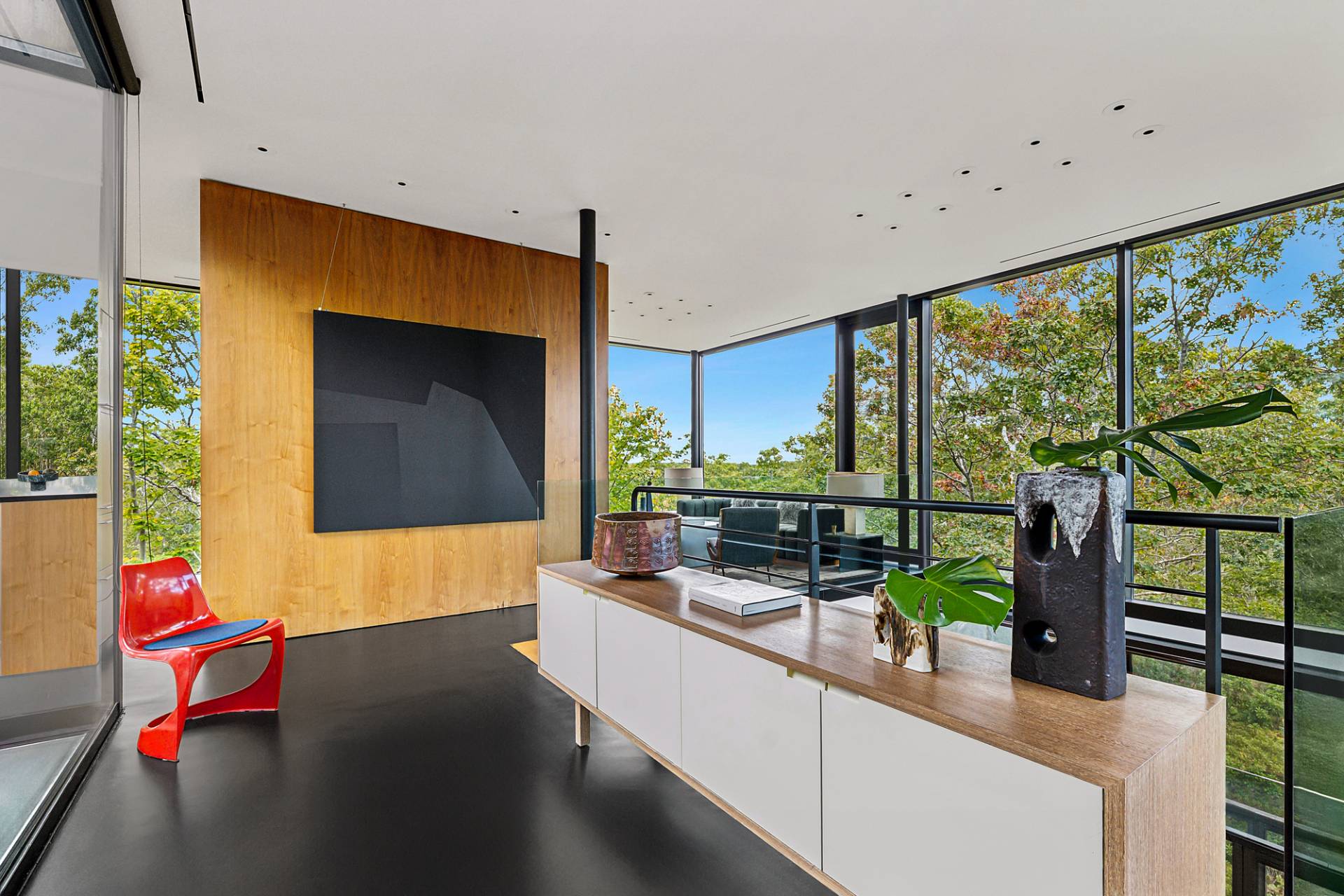 1052 Noyac Path Water Mill, NY 11976 - Photo 5 of 35