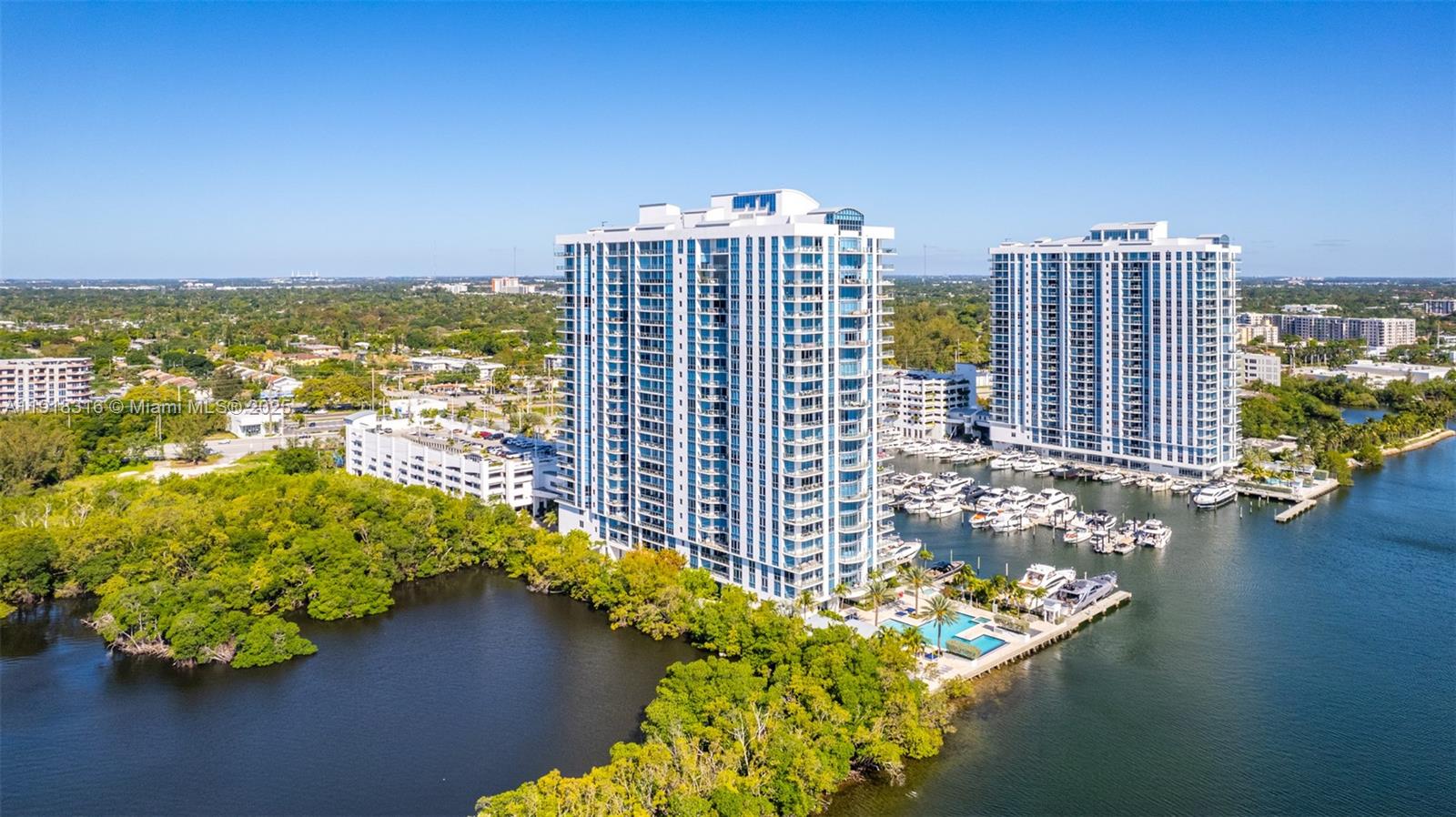 17111 Biscayne Boulevard, Unit 606 North Miami Beach, FL 33160 - Photo 34 of 36 a view of a city with tall buildings