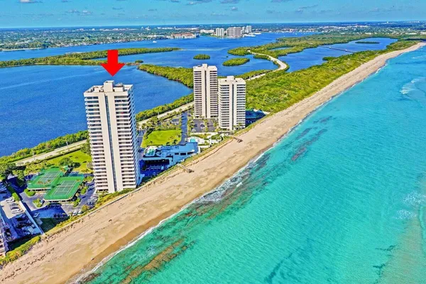 $12,500 | 5510 North Ocean Drive, Unit 8D, Singer Island, FL 33404