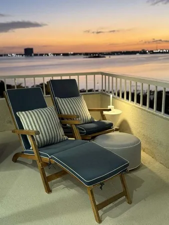 $12,500 | 5510 North Ocean Drive, Unit 8D, Singer Island, FL 33404