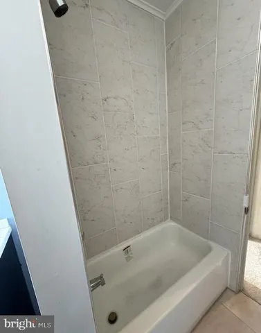 a bathroom with a tub