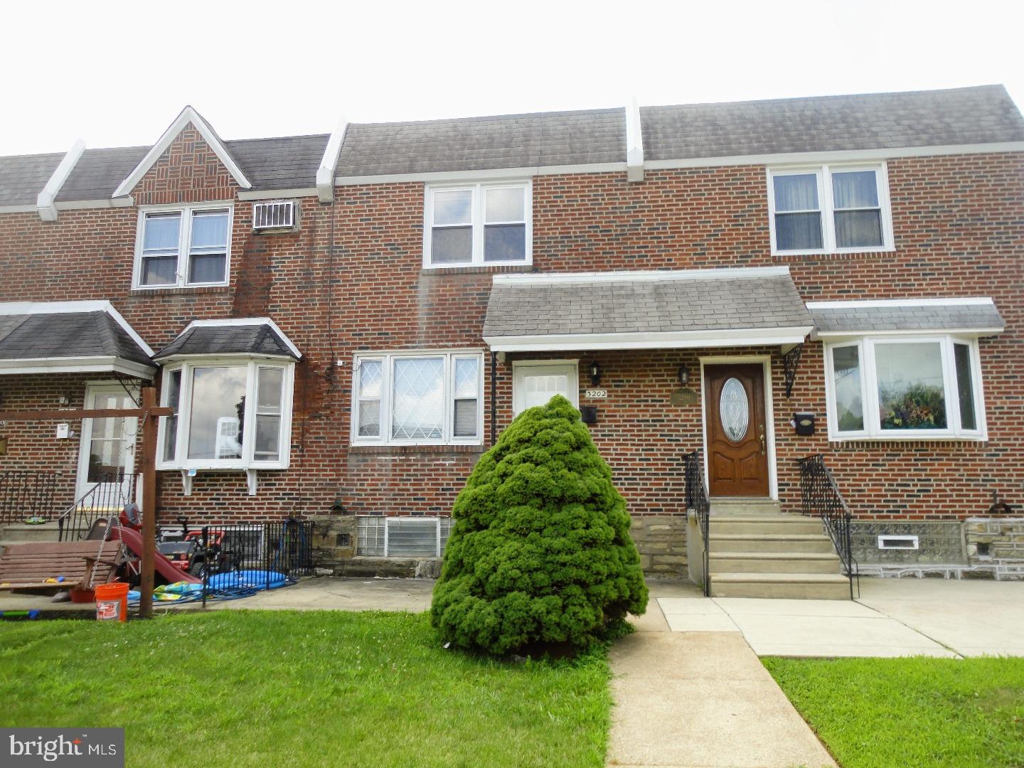 3202 Fordham Road Philadelphia, PA 19114 - Photo 1 of 20 Exterior Front