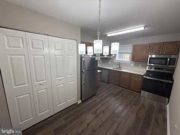 $469,900 | 7604 Fox Hunt Court, Clinton, MD 20735