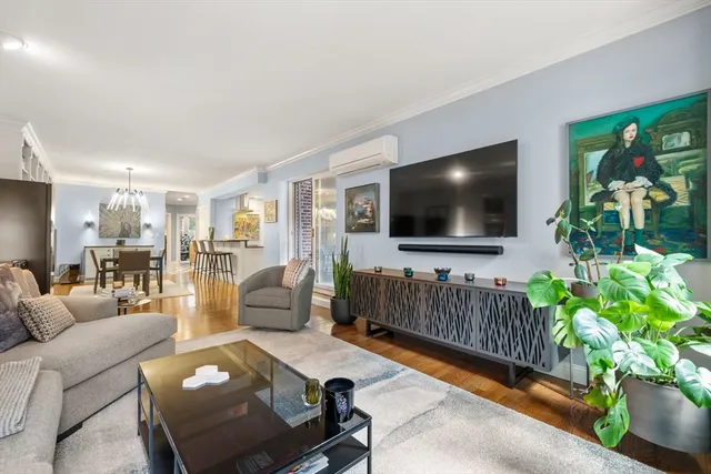 $1,200,000 | 476 Shawmut Avenue, Unit 3, Boston, MA 02118