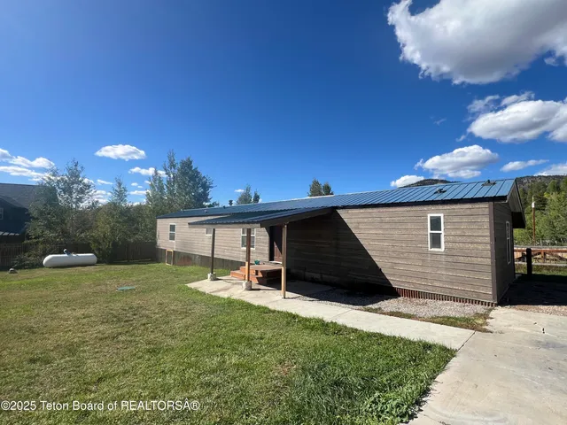 $475,000 | 15 Foothill Boulevard, Alpine, WY 83128