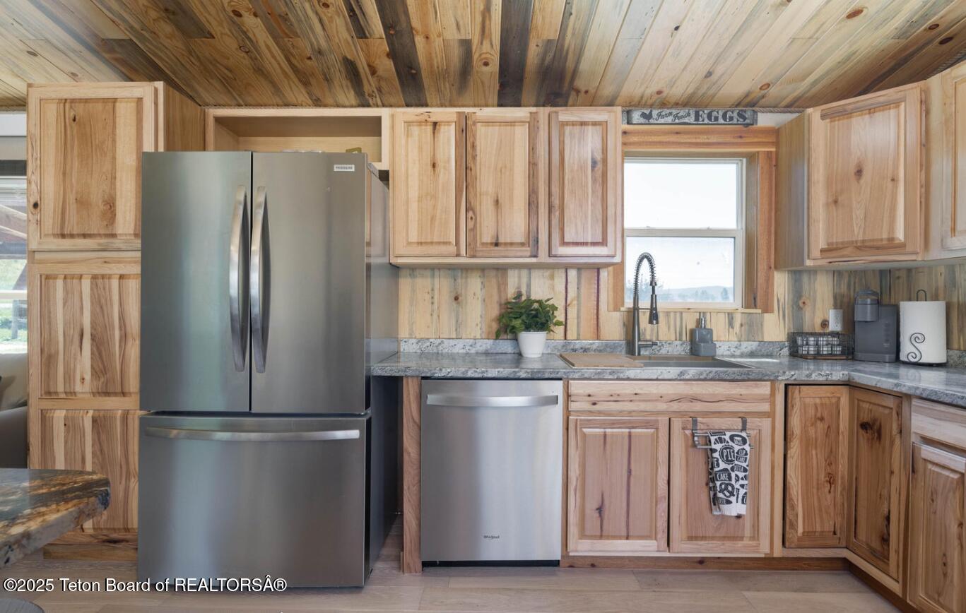 15 Foothill Boulevard Alpine, WY 83128 - Photo 6 of 20 Screenshot 2025-09-13 145348