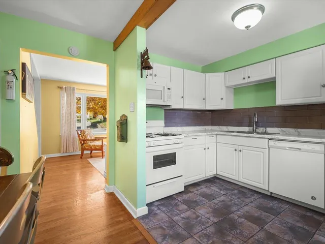 $174,900 | 1024 21st Street, Rockford, IL 61108