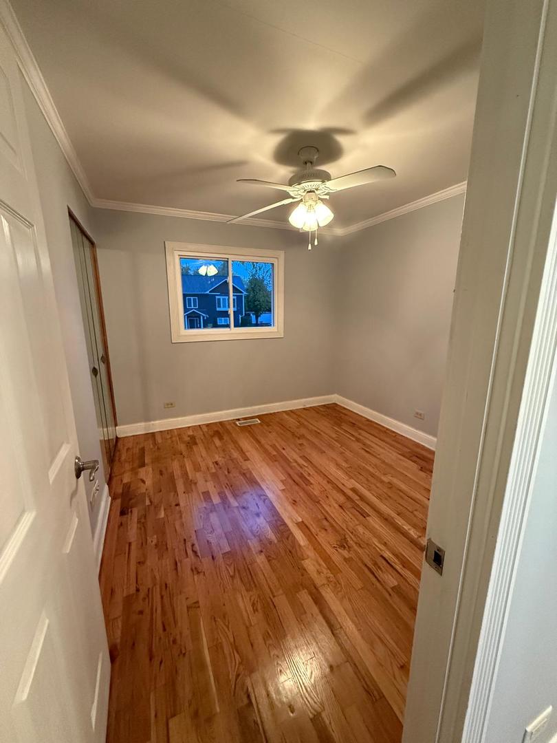 1440 Gentry Road Hoffman Estates, IL 60169 - Photo 12 of 15 a view of an empty room