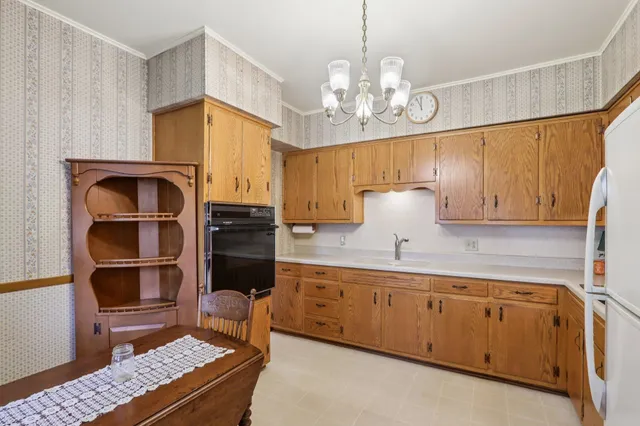 $325,000 | 506 North Franklin Street, Poynette, WI 53955