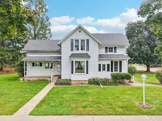 $325,000 | 506 North Franklin Street, Poynette, WI 53955