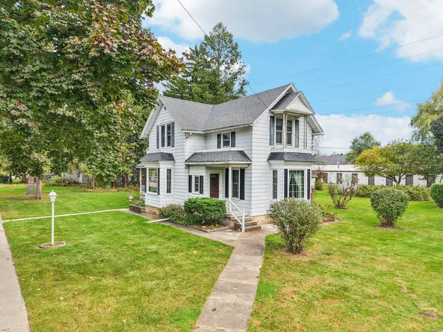 $325,000 | 506 North Franklin Street, Poynette, WI 53955