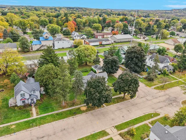 $325,000 | 506 North Franklin Street, Poynette, WI 53955