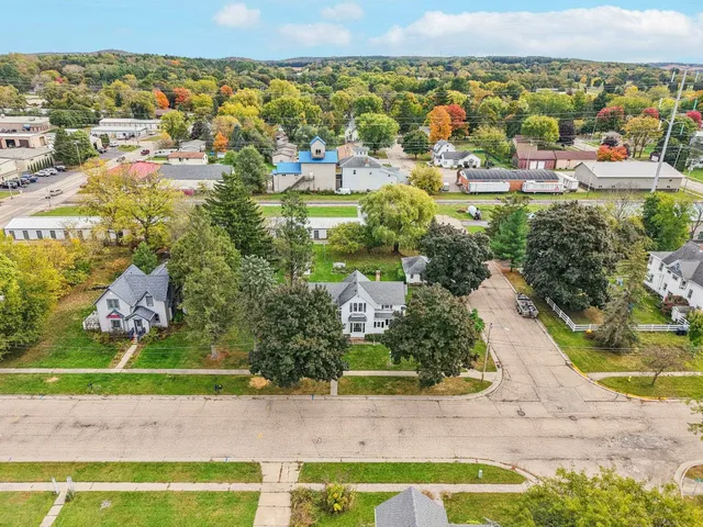 $325,000 | 506 North Franklin Street, Poynette, WI 53955