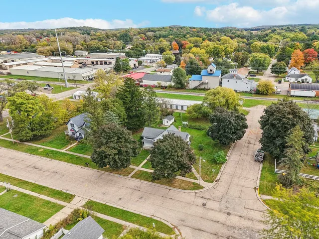 $325,000 | 506 North Franklin Street, Poynette, WI 53955