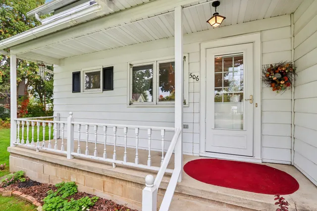 $325,000 | 506 North Franklin Street, Poynette, WI 53955