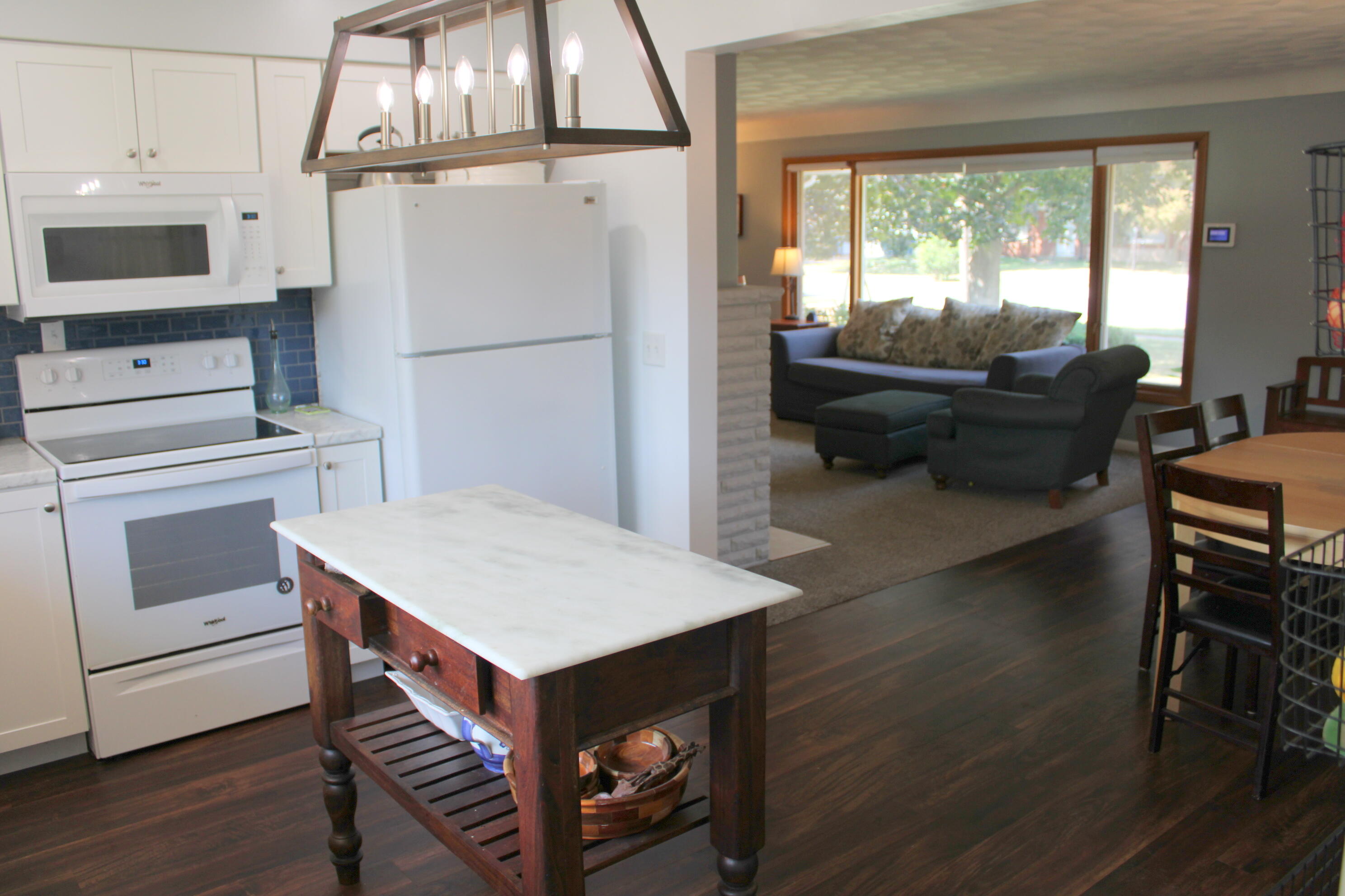 3413 Grace Road Kalamazoo, MI 49006 - Photo 11 of 20 Kitchen dining