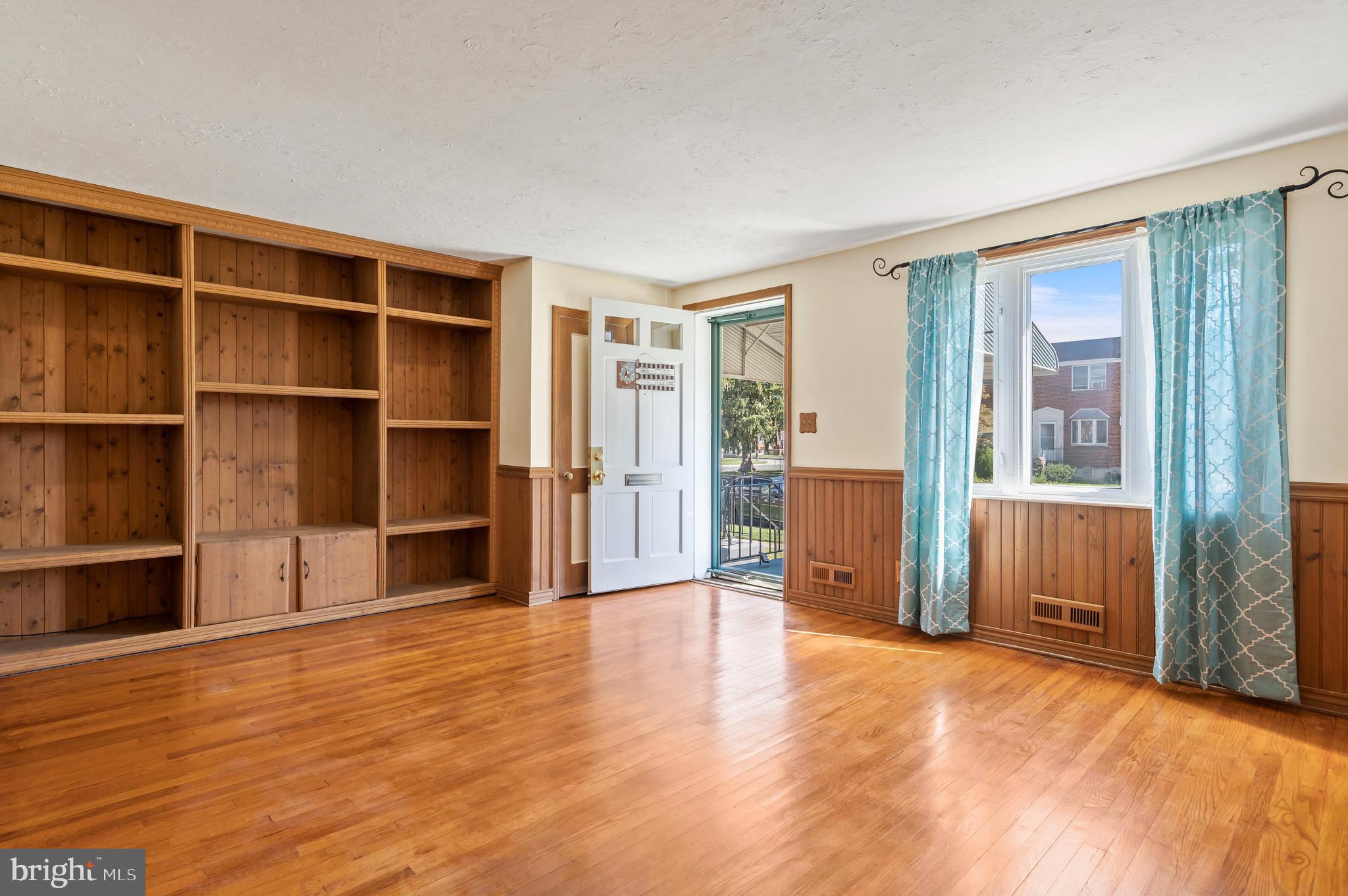 1938 Church Road Dundalk, MD 21222 - Photo 6 of 54