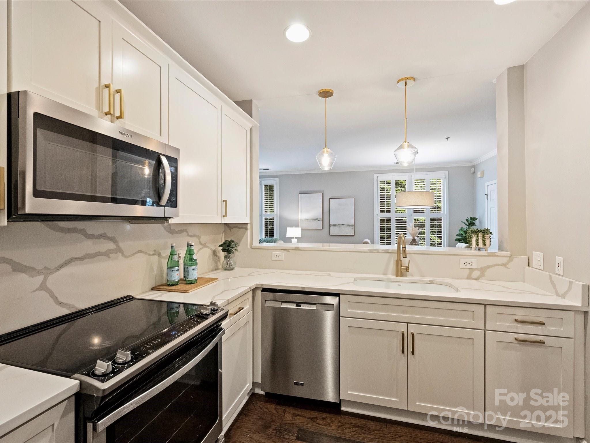 416 Queens Road, Unit 10 Charlotte, NC 28207 - Photo 7 of 25