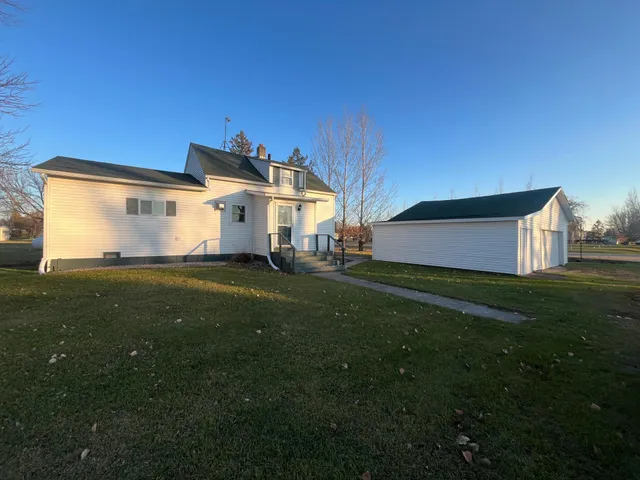 $115,000 | 514 Adams Avenue Southwest, Red Lake Falls, MN 56750
