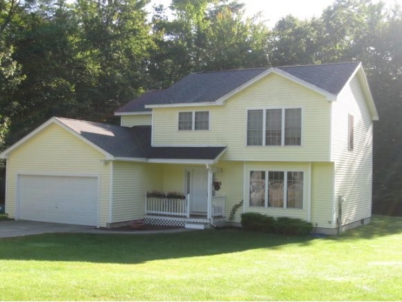 6 Fieldcrest Court Raymond, NH 03077 - Photo 1 of 1 Gallery Image 1