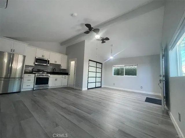 $1,850 | 23417 Vanowen Street, West Hills, CA 91307