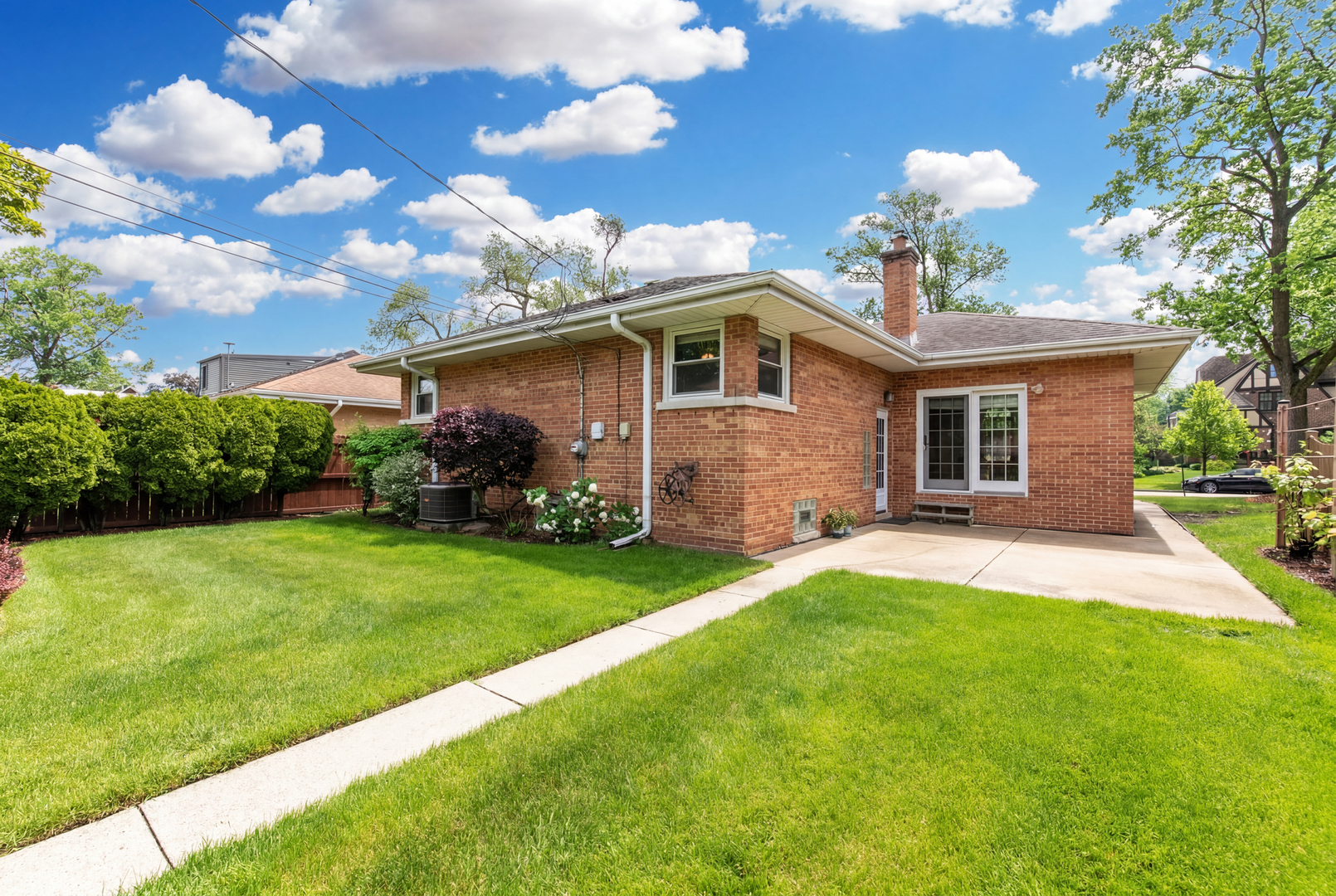 108 Imperial Street Park Ridge, IL 60068 - Photo 7 of 34