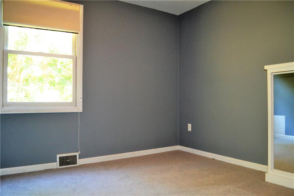 5314 Verona Road Verona, PA 15147 - Photo 14 of 22