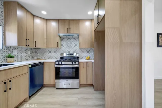 $918,888 | 3515 South Norton Avenue, Los Angeles, CA 90018