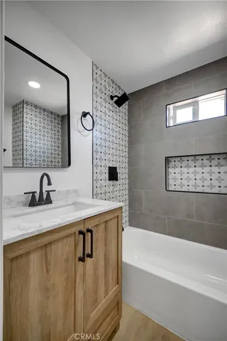 $918,888 | 3515 South Norton Avenue, Los Angeles, CA 90018