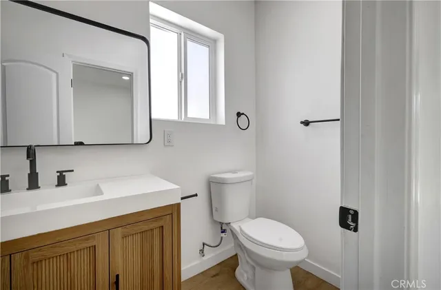 $918,888 | 3515 South Norton Avenue, Los Angeles, CA 90018