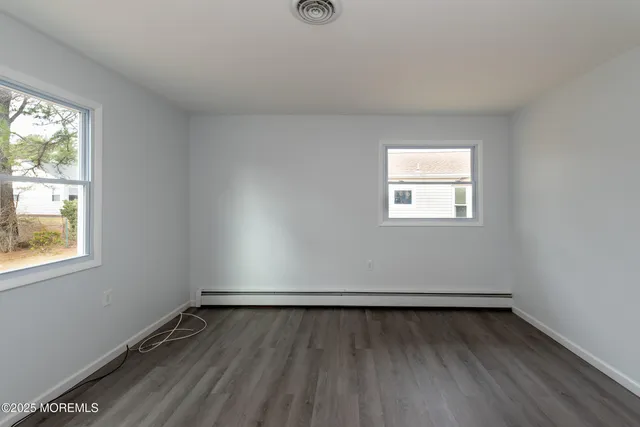 $280,000 | 11 La Terraza Drive, Toms River, NJ 08757