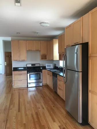 $2,250 | 1538 North Western Avenue, Unit 2, Chicago, IL 60622