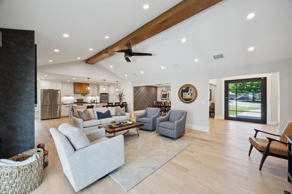14406 Overview Drive Dallas, TX 75254 - Photo 7 of 39 a living room with furniture and a window