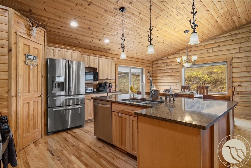112 Pishkun Road Fishtail, MT 59028 - Photo 12 of 47 Gallery Image 12