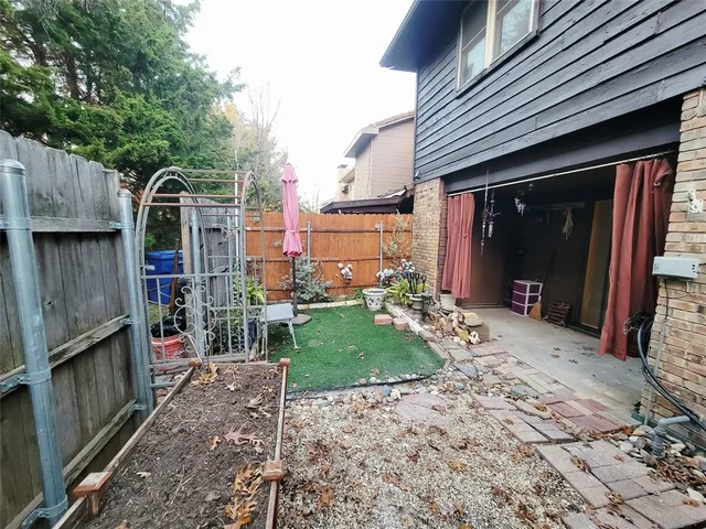 $2,200 | 205 McCarley Place, McKinney, TX 75071