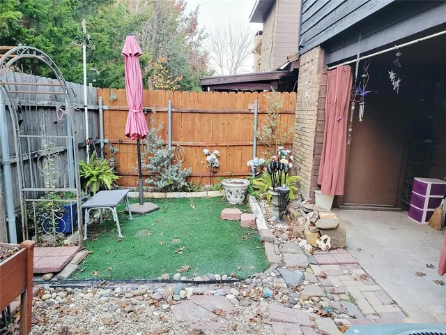 $2,200 | 205 McCarley Place, McKinney, TX 75071