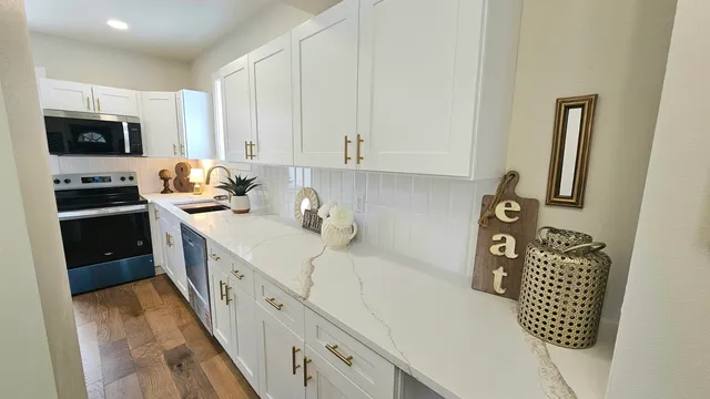 $275,000 | 416 Main Page Court, Stoughton, WI 53589