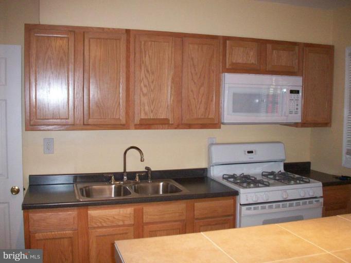 1969 Haselmere Road Dundalk, MD 21222 - Photo 2 of 14 New Kitchen and Appliances with countertop!