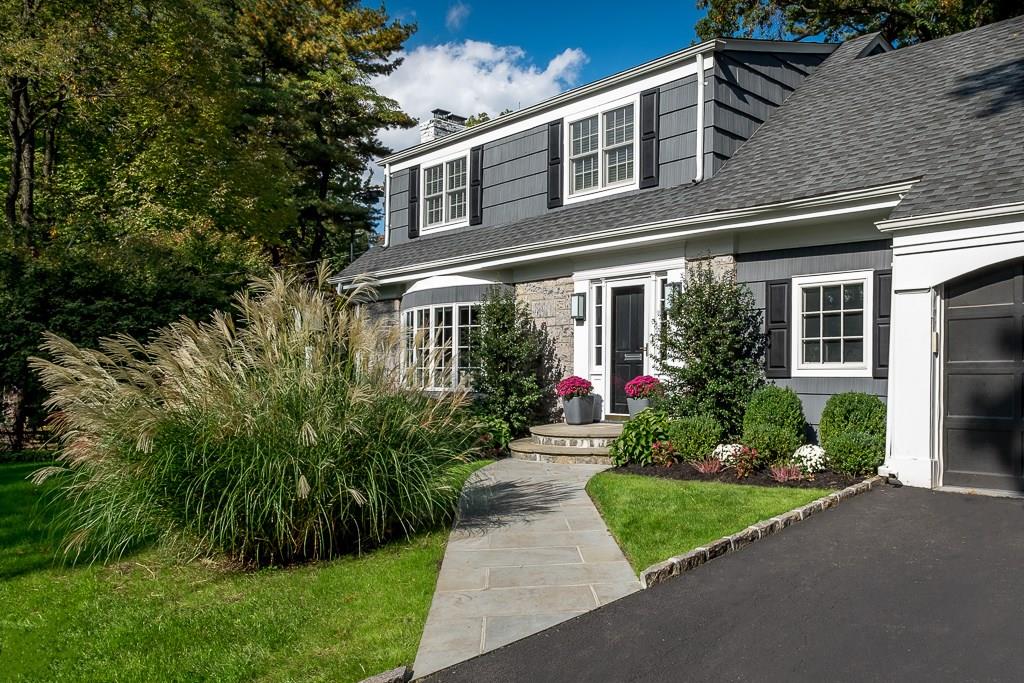 37 Ledgewood Road Bronxville, NY 10708 - Photo 1 of 1