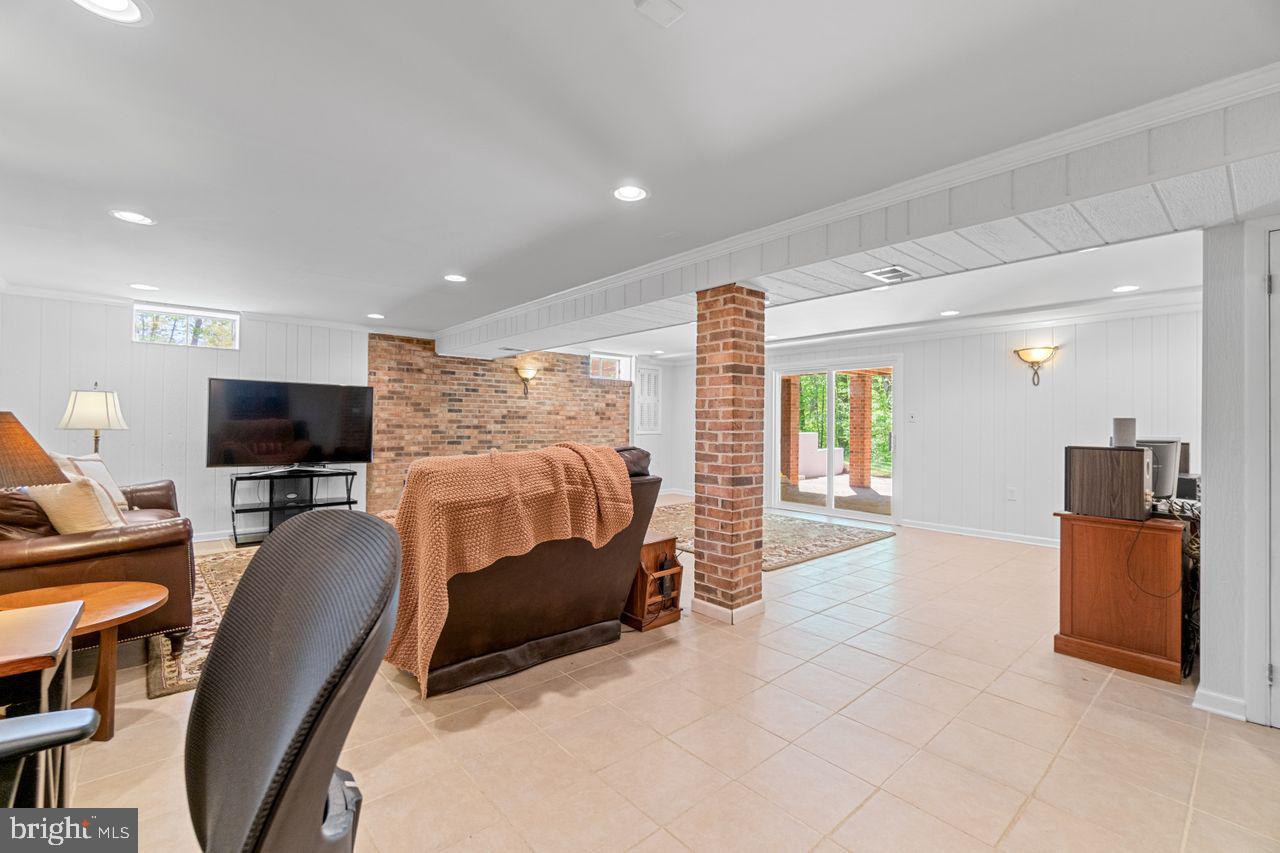 27475 Three Notch Road Mechanicsville, MD 20659 - Photo 36 of 45 Rec Room