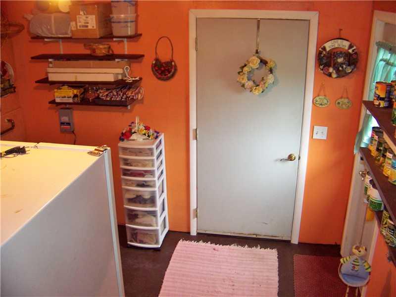372 Nicklow Road Markleton, PA 15551 - Photo 10 of 20 Exterior Front. Mud room