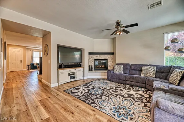 $868,999 | 2285 Moresca Avenue, Henderson, NV 89052