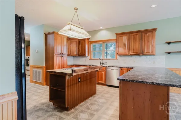 $575,000 | 130 Seines Landing Drive, Springfield, GA 31329